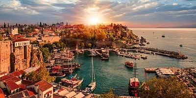Antalya Gezi Rehberi: Gezilecek Yerler, Tarihi Mekânlar, Plajlar ve Meşhur Lezzetler