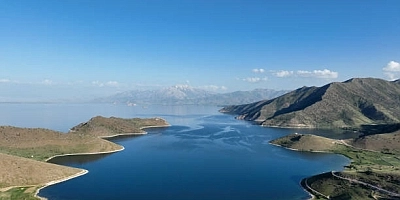 Van Hakkında Genel Bilgiler: Tarihi, Doğal Güzellikleri ve Gezilecek Yerleri