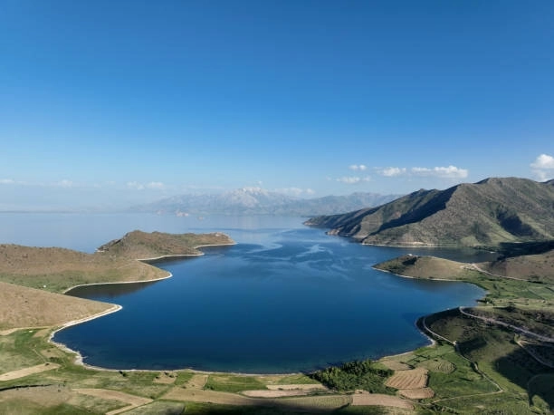 Van Hakkında Genel Bilgiler: Tarihi, Doğal Güzellikleri ve Gezilecek Yerleri